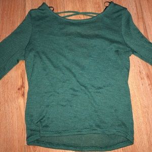 Women’s green long sleeve top